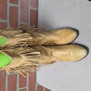 Dingo Fringed Tan Soft Leather Boots Size 6
